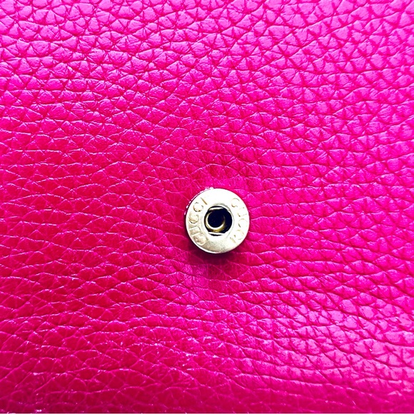 Gucci GG Logo Grain Leather Magenta/Dark Pink Long Wallet - Picture 11 of 16
